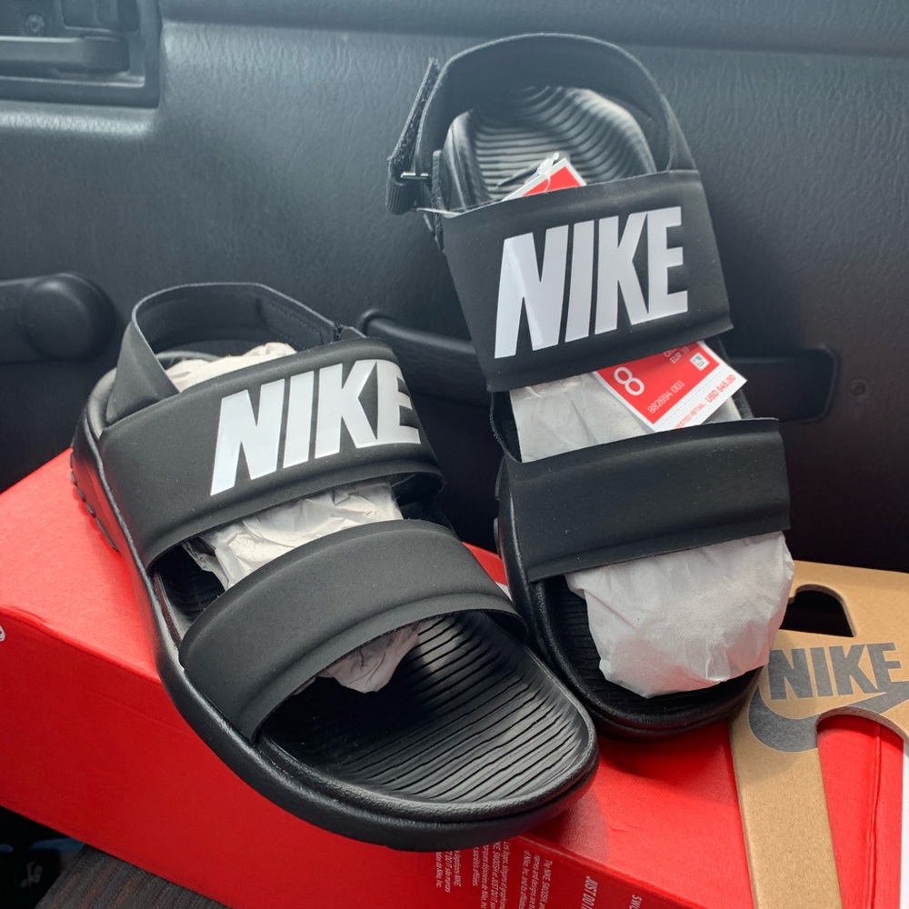 Nike Tanjun Sandals BNIB *Never worn!!